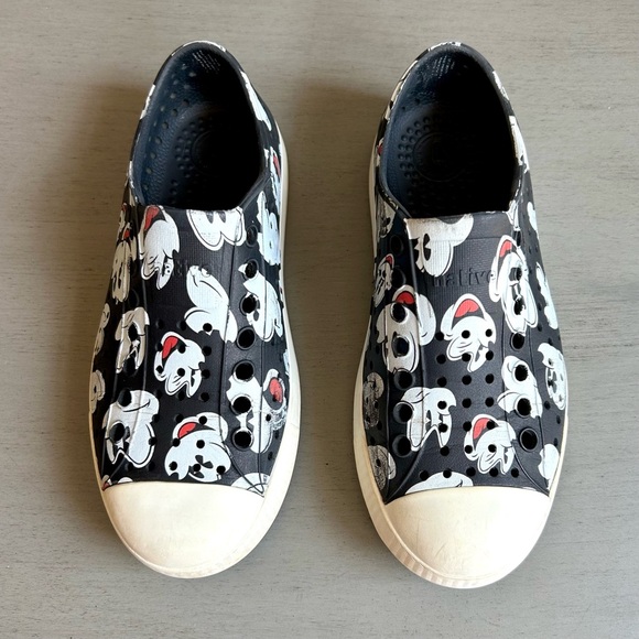 Native x Disney Mickey Mouse Slip On Shoes Size M3/W5 Black Waterproof Unisex - Picture 4 of 12